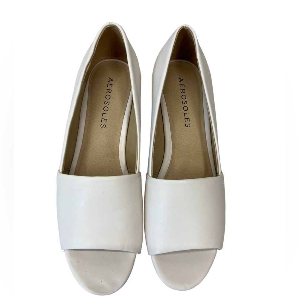 Aerosoles Application Bone Peep Toe Low Wedge Heels Size 9